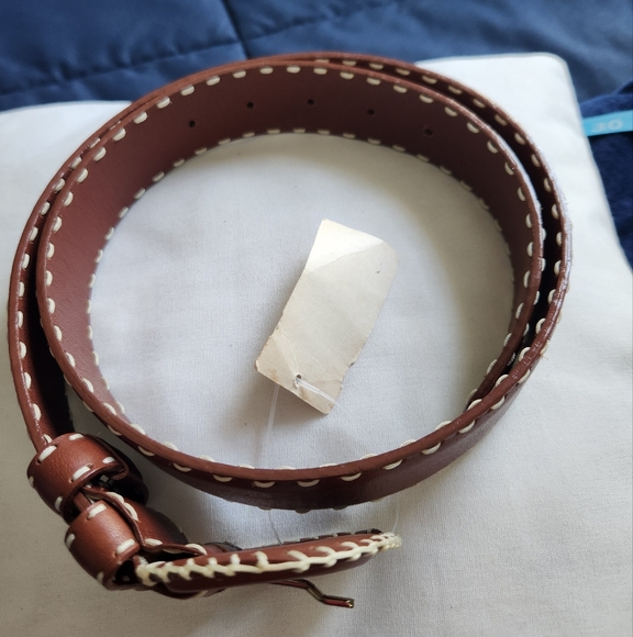 Talbots Tan Leather Belt with Contrast Stitching - NWT - Medium - Picture 3 of 9